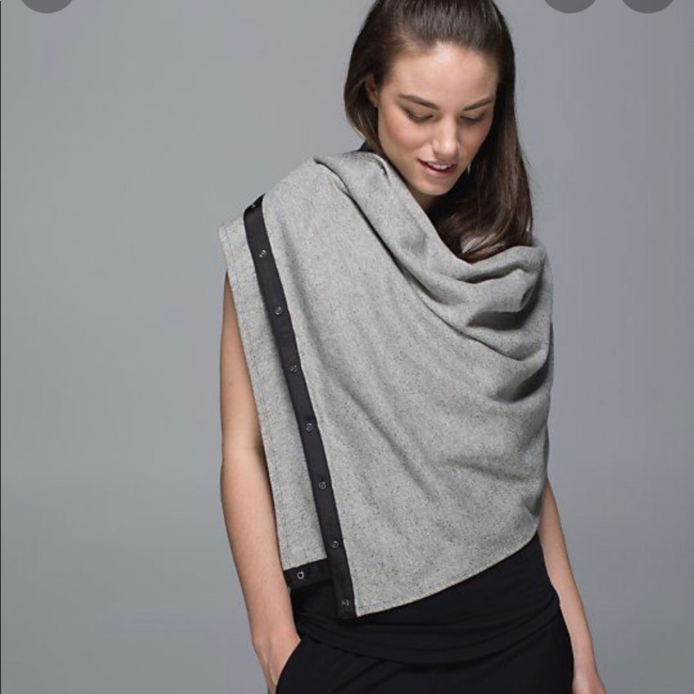Lululemon Vinyasa Scarf- Grey